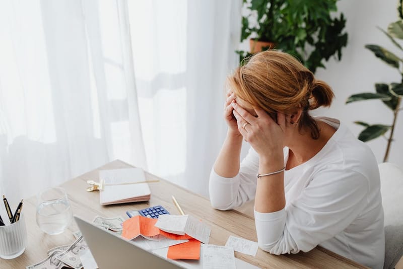 Tracking profit and avoiding mistakes