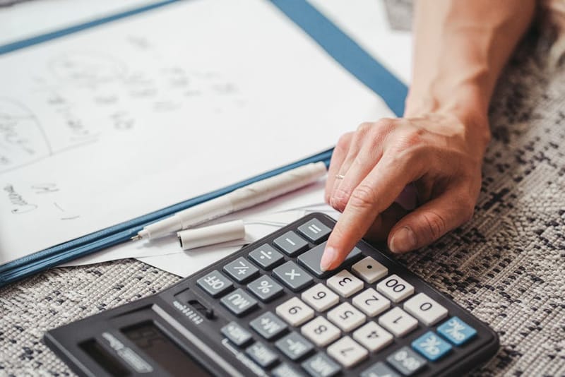 Dutching for Matched Betting: When to Skip the Lay